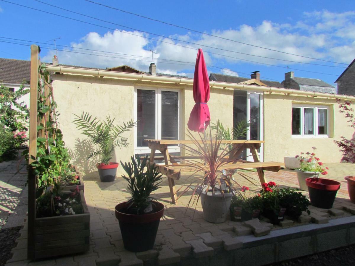 Villa Le Marioly Tilly-sur-Seulles Exterior foto